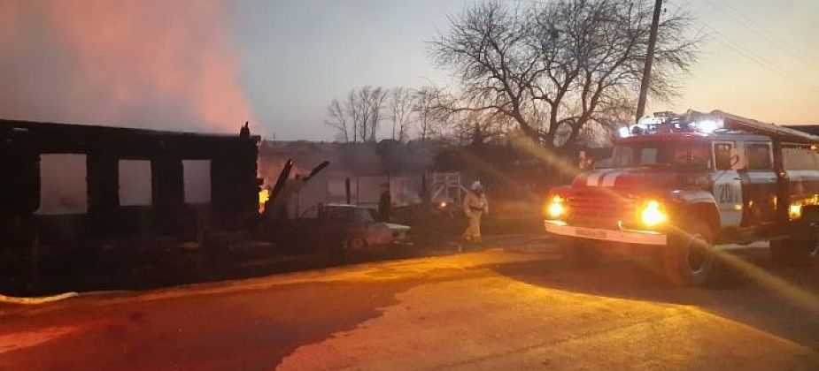 В пожаре под Нижним Тагилом погибли четверо детей. Одного ребенка еще ищут