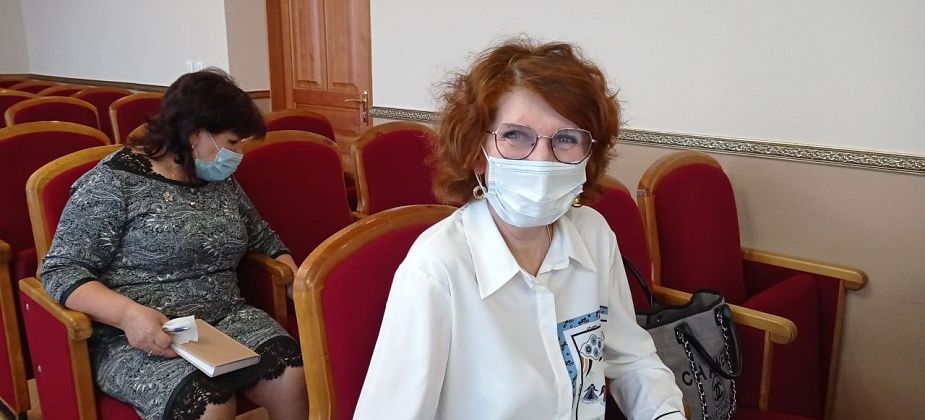 Встать на учет по безработице - целый квест, а предпенсионерам трудно пройти медкомиссию - здоровье не то