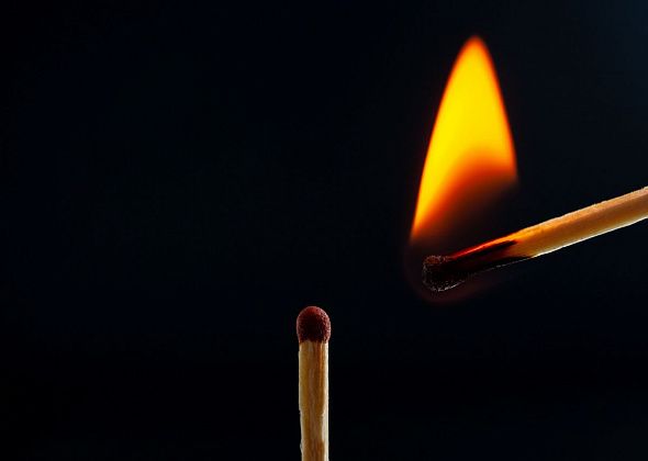 МЧС Североуральска информирует: в ночь на 21 сентября горел дом по Малышева