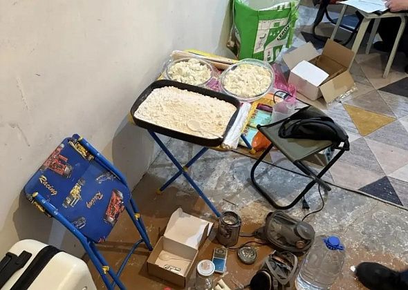 Почти два килограмма мефедрона нашли на балконе у 29-летнего североуральца