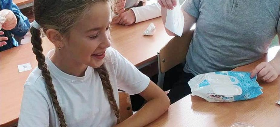 В гостях у североуральских школьников побывал эксперт-криминалист