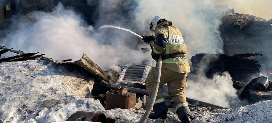 В новогодние каникулы случился один пожар - горел частный дом в Калье