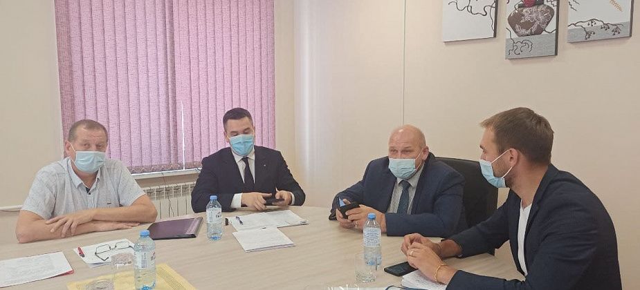 Минздрав ответил на вопрос редакции относительно увольнения врачей. Про выговоры реаниматологам молчат