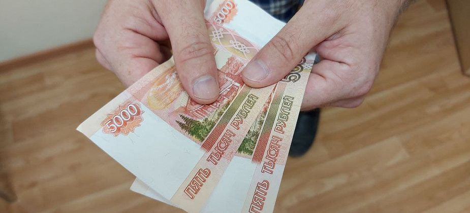 В Госдуме предложили платить пенсионерам за прививку от коронавируса